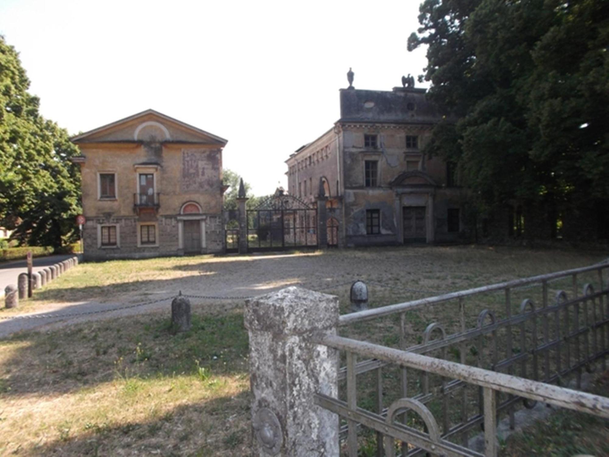 La Casa Di Edo Hotell Goito  Exteriör bild